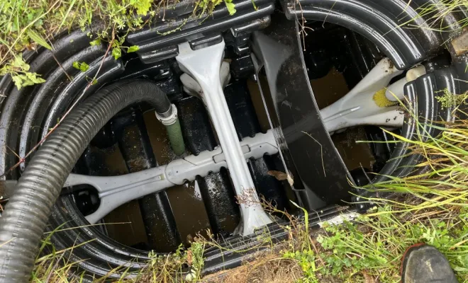 Vidange et nettoyage d'une micro station pour entretien à Villemoirieu, Vaulx-Milieu, JP ASSAINISSEMENT