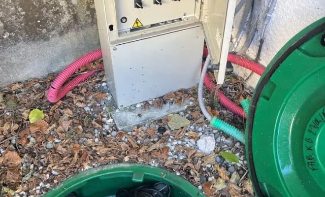 Vidange et nettoyage de deux fosses de relevage pour entretien et vérification de fonctionnement à Montalieu, Vaulx-Milieu, JP ASSAINISSEMENT