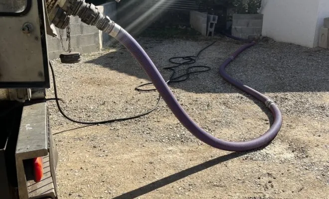 Vidange et nettoyage de deux fosses de relevage pour entretien et vérification de fonctionnement à Montalieu, Vaulx-Milieu, JP ASSAINISSEMENT